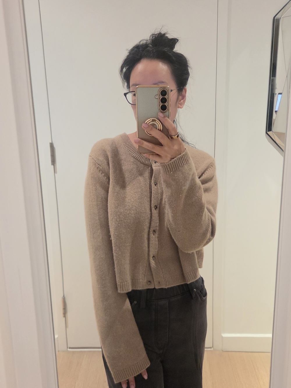 Cute ARITZIA WILFRED Women’s Cropped Button-Front Sweater Cardigan - Beige